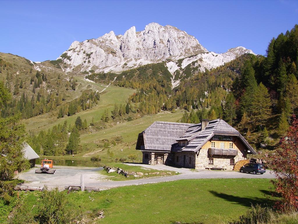 Apartment Margret Im Haus Sonnleitn Sonnenalpe Nassfeld Ruang foto