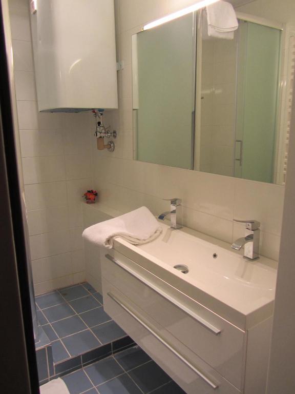 Apartment Margret Im Haus Sonnleitn Sonnenalpe Nassfeld Ruang foto