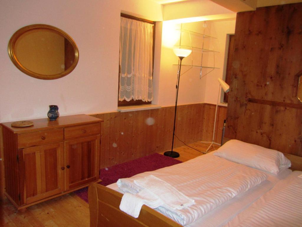 Apartment Margret Im Haus Sonnleitn Sonnenalpe Nassfeld Ruang foto