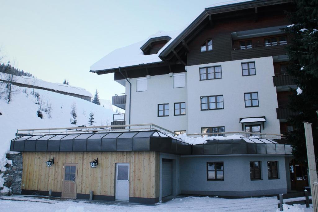 Apartment Margret Im Haus Sonnleitn Sonnenalpe Nassfeld Bagian luar foto